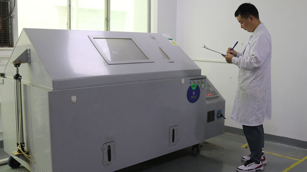 Машина для испытаний солевым туманом