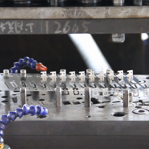 Услуги штамповки металла (Metal Stamping)