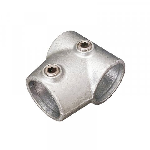 Короткий косой тройник